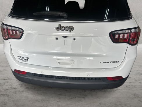 Used 2025 Jeep Compass Limited AWD/4WD image 14