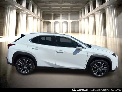 New 2026 Lexus UX 300h FWD image 3
