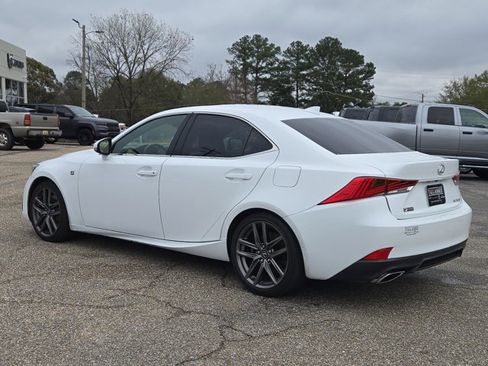 Used 2018 Lexus IS 300 IS 300 RWD image 9