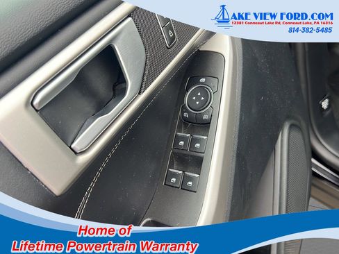 Used 2024 Ford Explorer XLT w/ Equipment Group 202A AWD/4WD image 20