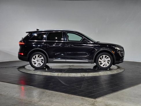 Used 2021 Lincoln Corsair Standard w/ Towing Package I image 3