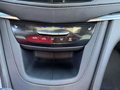 Certified 2023 Cadillac XT5 Premium Luxury AWD/4WD image 26