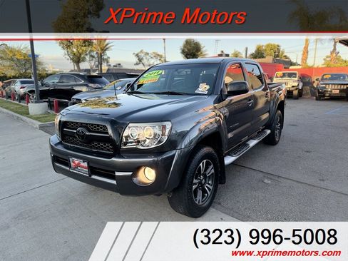Used 2011 Toyota Tacoma PreRunner w/ SR5 Pkg #2 image 3