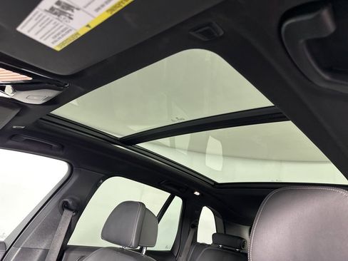 Used 2022 BMW X5 xDrive40i w/ M Sport Package AWD/4WD image 22
