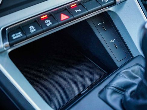 Used 2023 Audi Q3 2.0T Premium w/ Convenience Package image 22