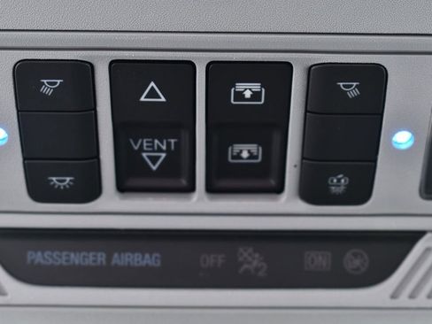 Used 2023 Ford Explorer XLT w/ Equipment Group 202A image 35