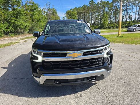 Used 2023 Chevrolet Silverado 1500 LT w/ Protection Package AWD/4WD image 2