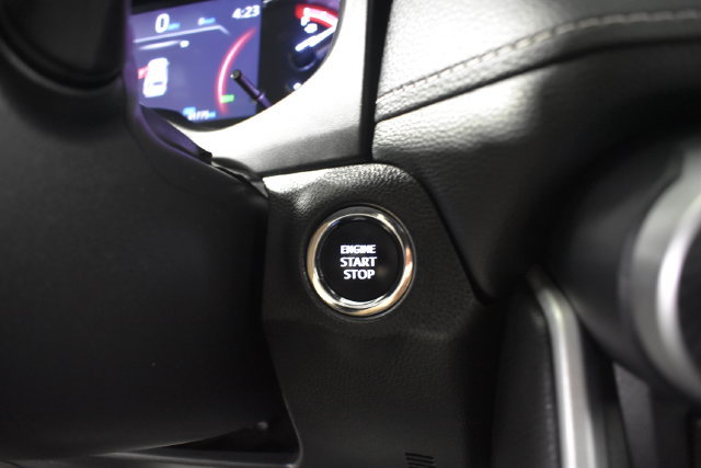 Used 2025 Toyota RAV4 XLE FWD image 17