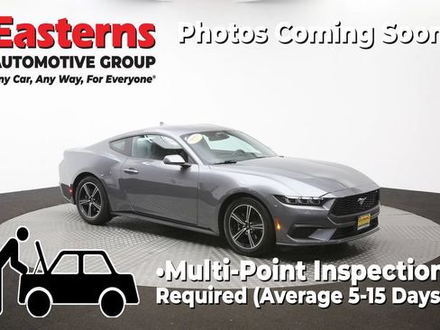 Used 2025 Ford Mustang Coupe RWD image 45