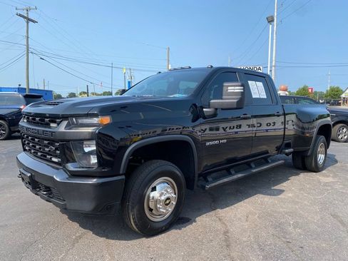 Used 2023 Chevrolet Silverado 3500 W/T w/ Gooseneck/5TH Wheel Package AWD/4WD image 7