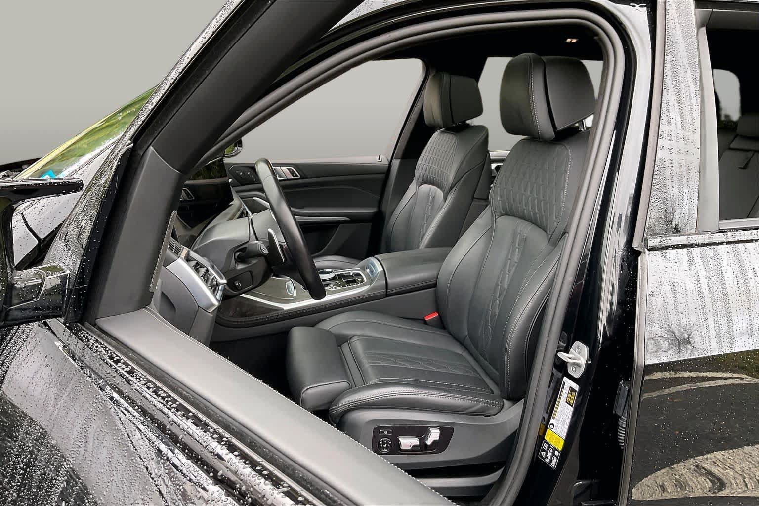 Used 2024 BMW X7 M60i w/ Executive Package AWD/4WD image 7