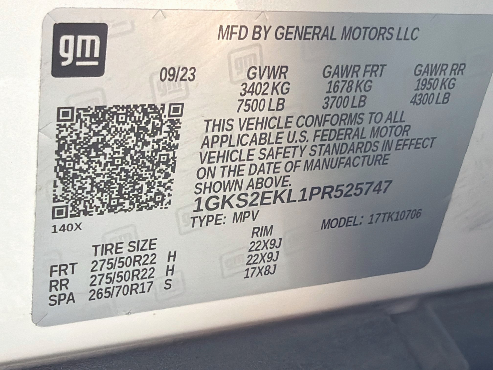 Used 2023 GMC Yukon Denali Ultimate AWD/4WD image 36