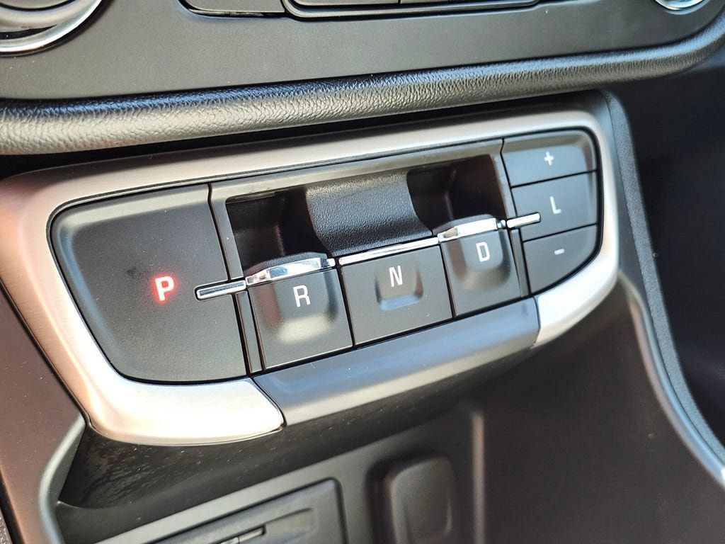Used 2024 GMC Terrain Denali w/ Denali Premium Package AWD/4WD image 26
