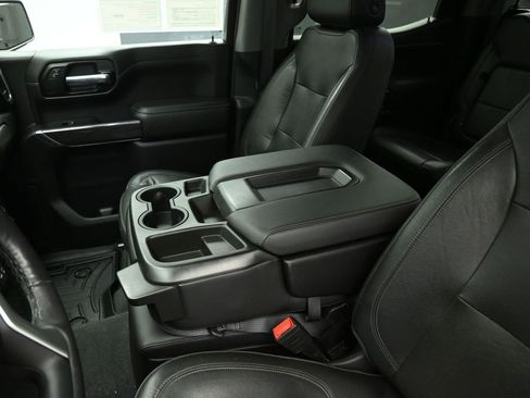 Used 2020 Chevrolet Silverado 1500 LTZ image 17