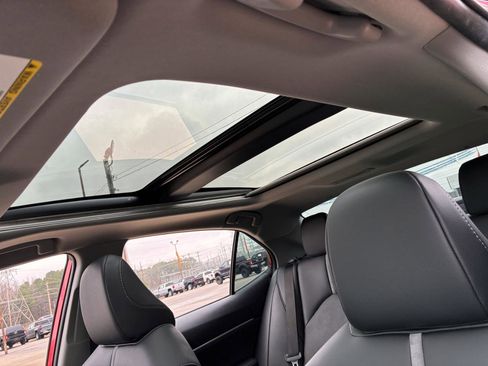 Used 2023 Toyota Camry XSE image 11