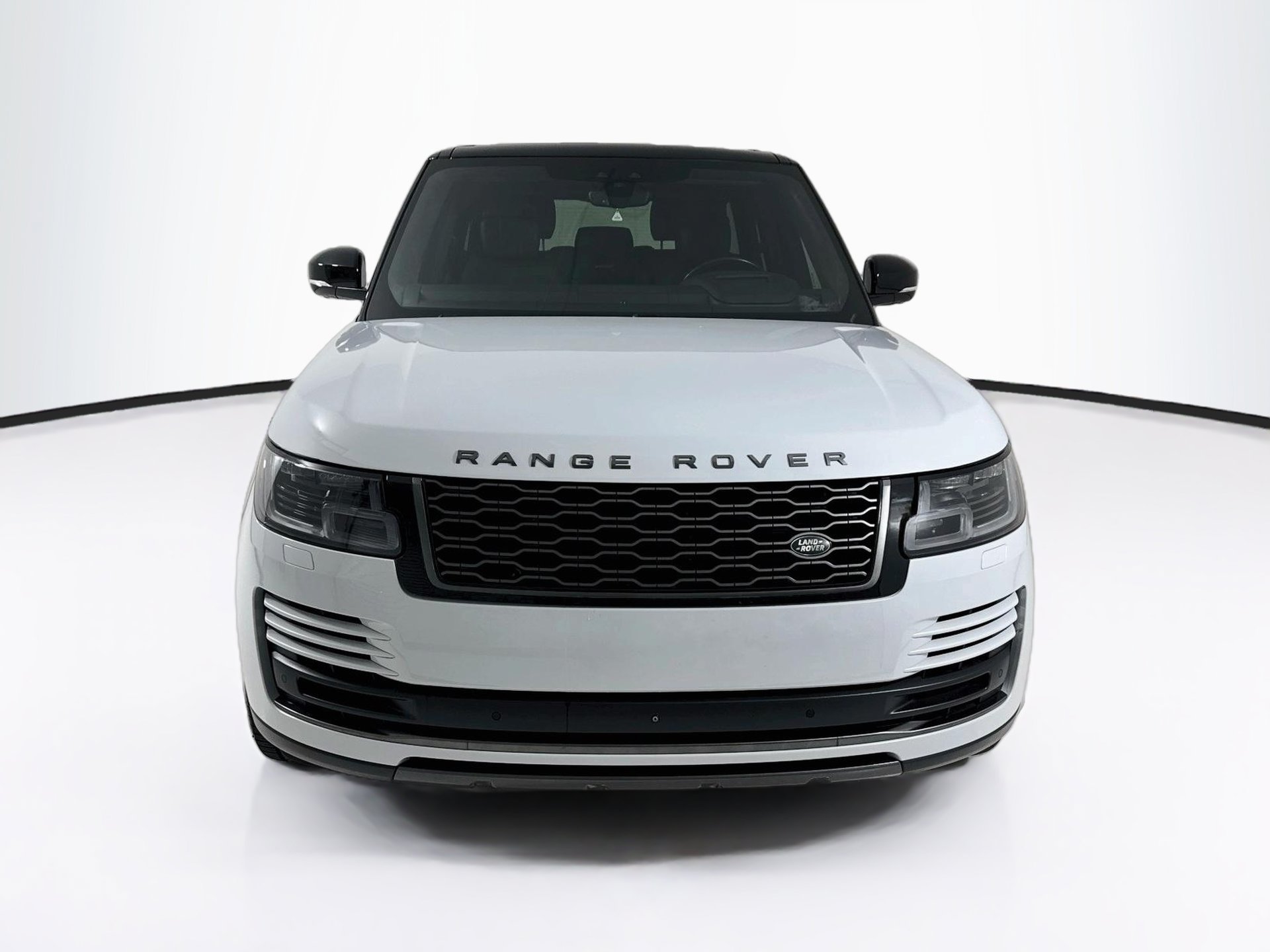 Used 2019 Land Rover Range Rover Supercharged AWD/4WD image 2