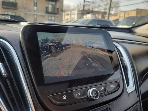 Used 2016 Chevrolet Malibu Premier w/ Driver Confidence Package image 30