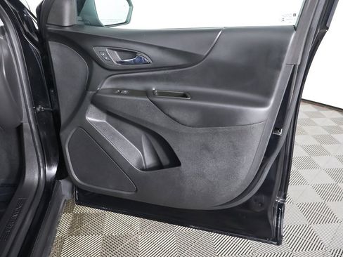 Used 2022 Chevrolet Equinox LT image 24