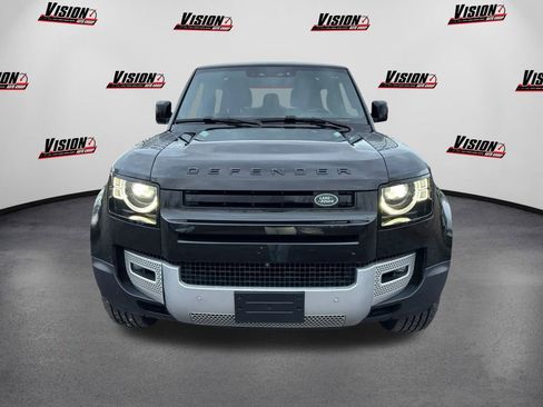 Used 2023 Land Rover Defender 90 S image 2