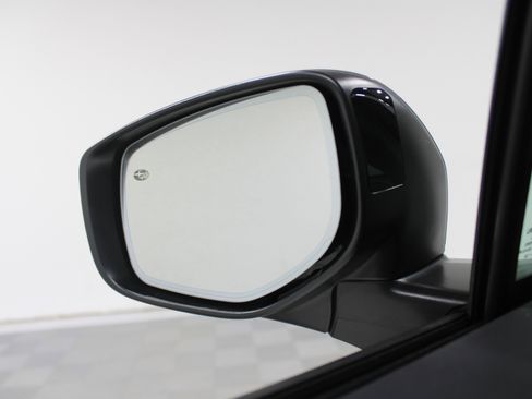 Used 2025 Subaru Outback Onyx Edition image 17