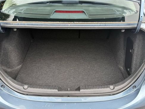 Used 2014 MAZDA MAZDA3 i Touring FWD image 31