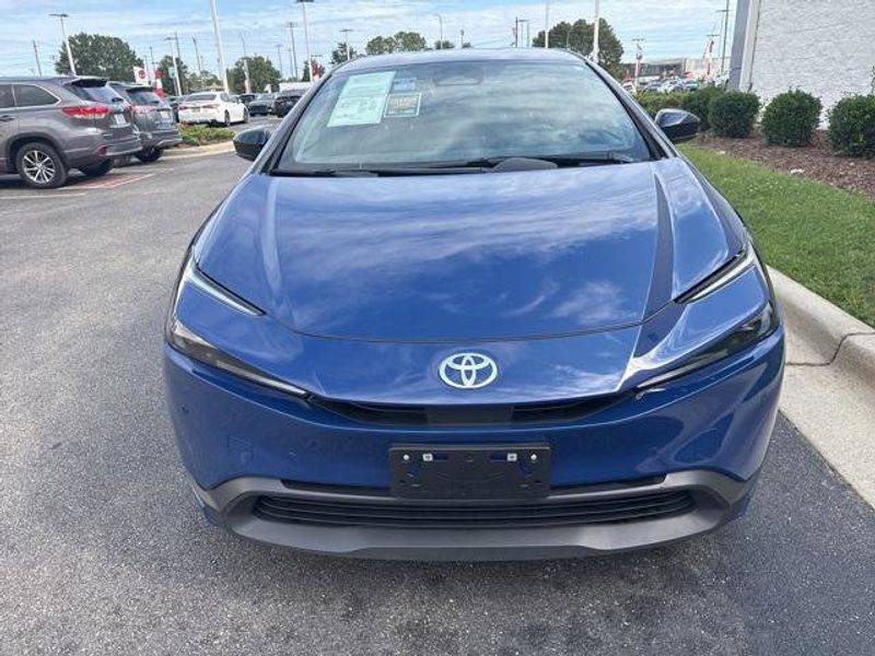 Certified 2024 Toyota Prius LE image 1