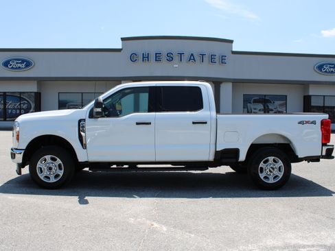 Used 2026 Ford F250 XLT AWD/4WD image 1