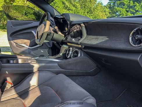 Used 2018 Chevrolet Camaro ZL1 w/ LPO, ZL1 Protection Package RWD image 37