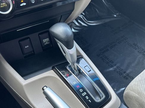 Used 2013 Honda Civic EX image 18