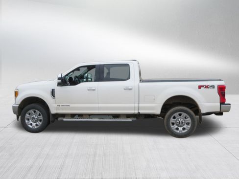 Used 2017 Ford F350 Lariat w/ Chrome Package AWD/4WD image 4