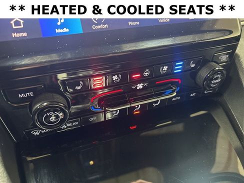 Certified 2024 Jeep Grand Cherokee L Limited w/ Luxury Tech Group II image 20