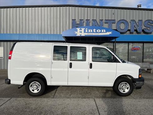 Used 2020 Chevrolet Express 2500 w/ Driver Convenience Package image 2