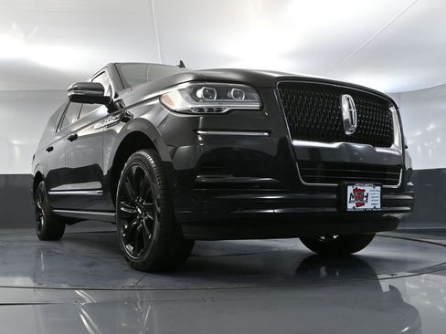 Used 2024 Lincoln Navigator L Reserve w/ Equipment Group 201A image 61