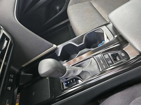 Used 2025 Toyota Camry LE FWD image 16