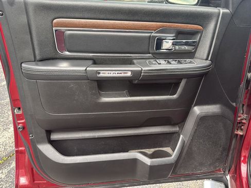 Used 2015 RAM 1500 Laramie w/ Convenience Group AWD/4WD image 15