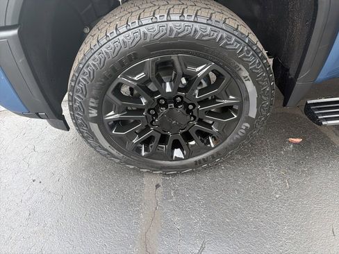 New 2026 GMC Sierra 2500 Denali Ultimate image 16