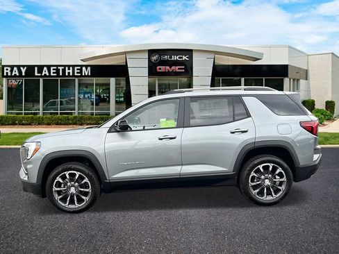 New 2026 GMC Terrain Elevation w/ Elevation Premium Package AWD/4WD image 2