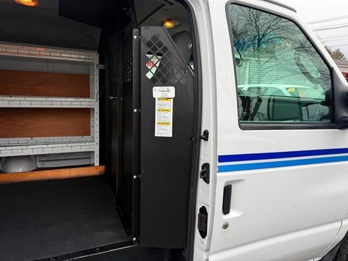 Used 2011 Ford E-250 and Econoline 250 E-250 w/ PWR Group image 15