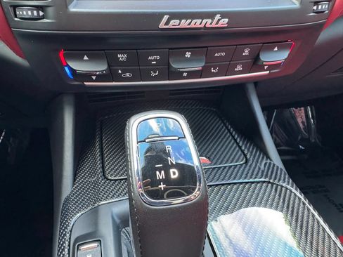 Used 2019 Maserati Levante GranSport AWD/4WD image 38