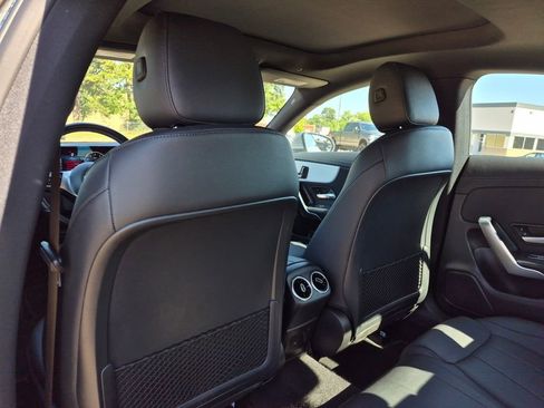 Used 2025 Mercedes-Benz CLA 250 image 34