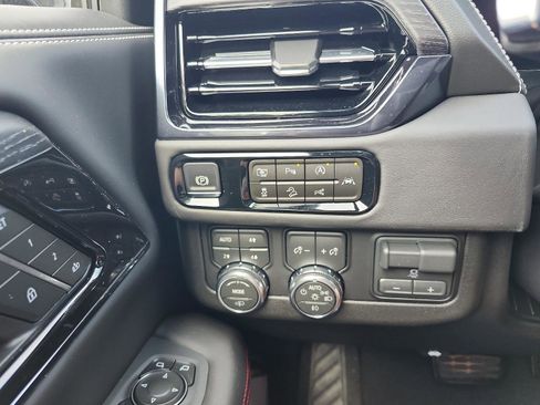 New 2026 GMC Yukon XL AT4 Ultimate image 19