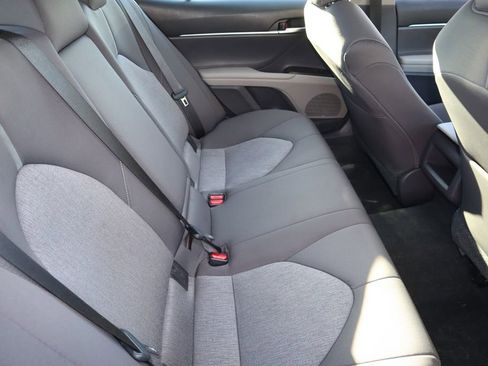 Used 2021 Toyota Camry LE image 22