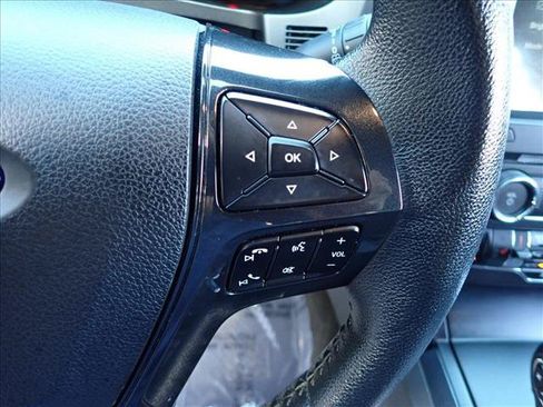 Used 2018 Ford Explorer XLT w/ Equipment Group 202A AWD/4WD image 16