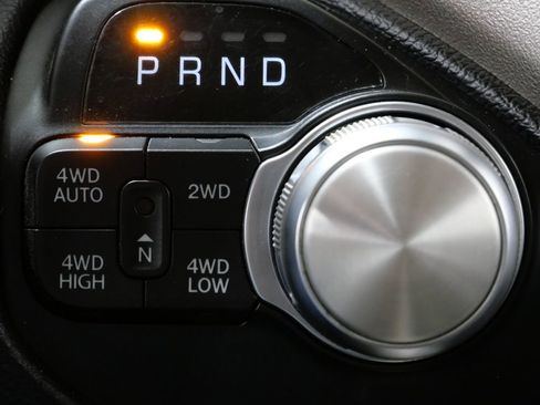 Used 2020 RAM 1500 Laramie image 22