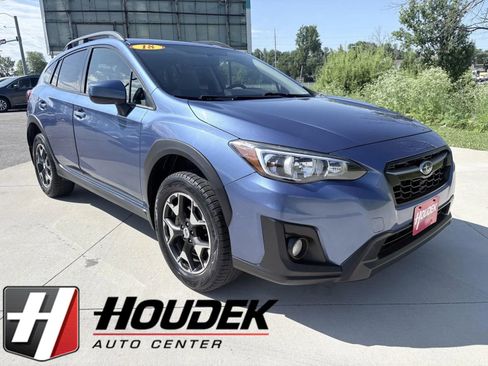 Used 2018 Subaru Crosstrek 2.0i Premium w/ Popular Package #2 AWD/4WD image 1