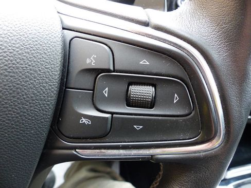 Used 2021 Buick Envision Preferred AWD/4WD image 48