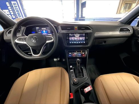 Used 2023 Volkswagen Tiguan SE AWD/4WD image 21