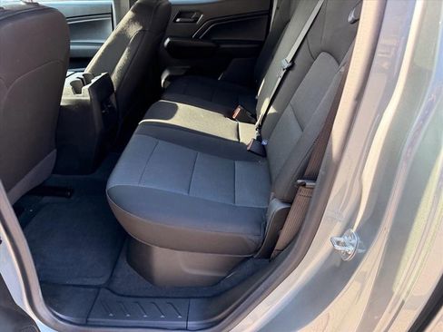 Used 2024 Chevrolet Colorado Trail Boss w/ Advanced Trailering Package image 7