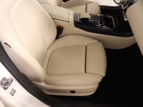Used 2023 Mercedes-Benz CLA 250 4MATIC image 12