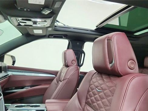 Used 2025 Cadillac Escalade Sport w/ Touring Package image 37